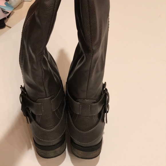 NWT RAMPAGE HANSEL GREY WIDE TALL BOOTS 6 - Picture 6 of 8